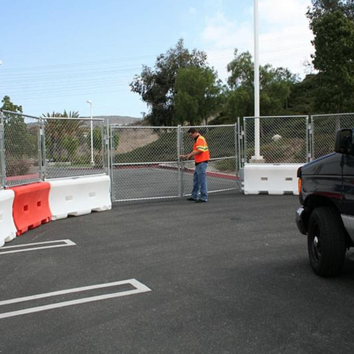 Water-Wall Fence